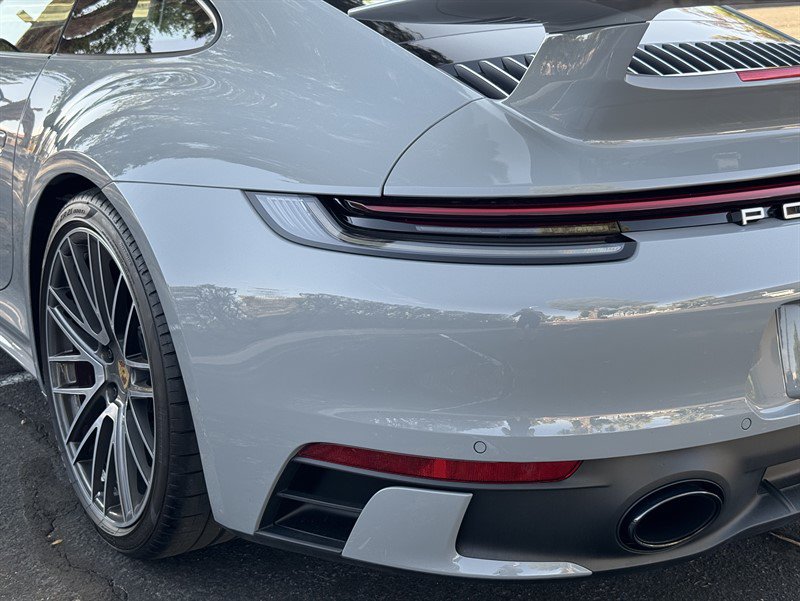 Used 2024 Porsche 911 Carrera 4S w/ Premium Package AWD/4WD image 40