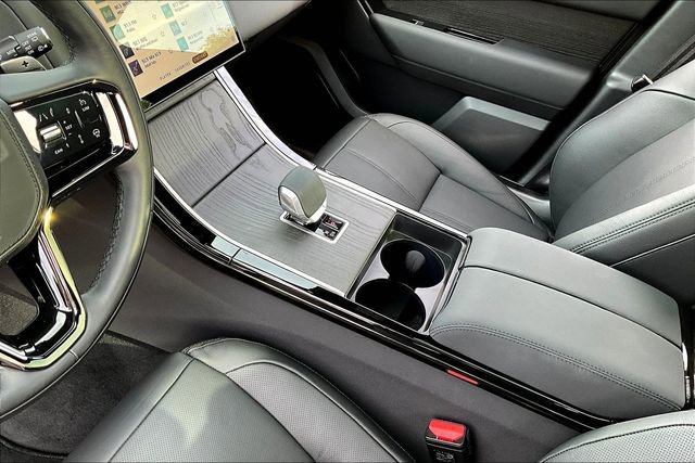 Used 2026 Land Rover Range Rover Velar Dynamic SE image 18