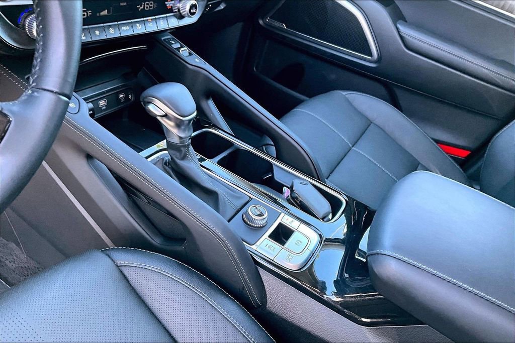 Used 2025 Kia Telluride EX image 10