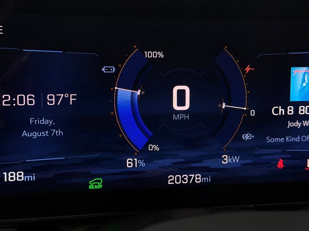 Used 2025 Chevrolet Equinox EV RS FWD image 19