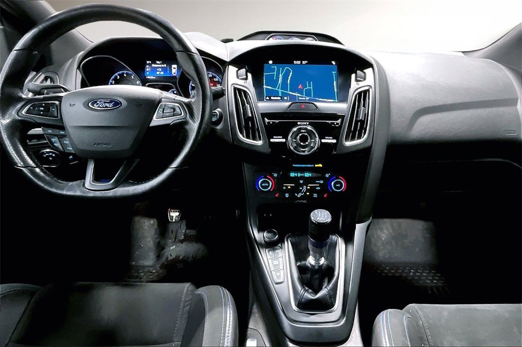 Used 2017 Ford Focus RS image 7