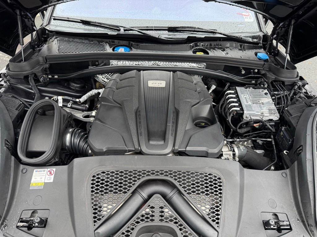 Used 2023 Porsche Macan GTS w/ Premium Package Plus image 17