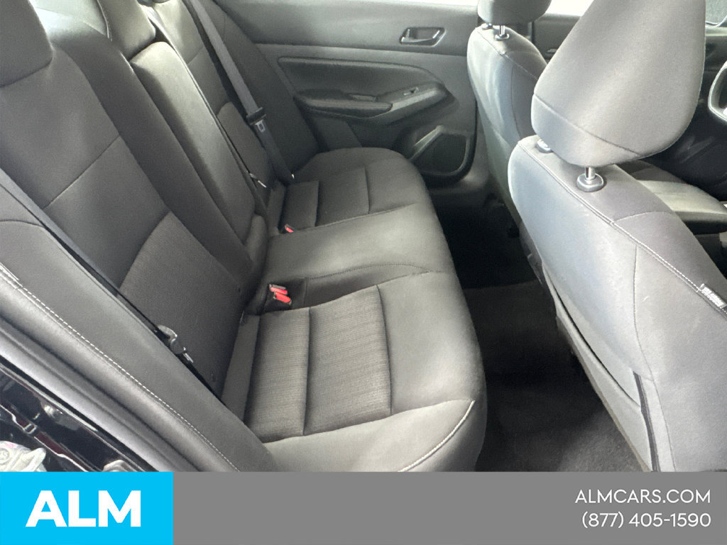 Used 2025 Nissan Altima 2.5 SV FWD image 18