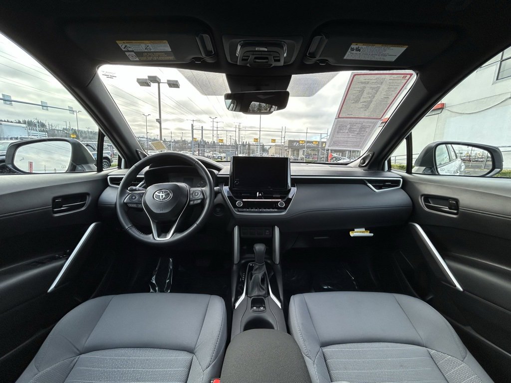 Certified 2025 Toyota Corolla Cross AWD Hybrid image 17