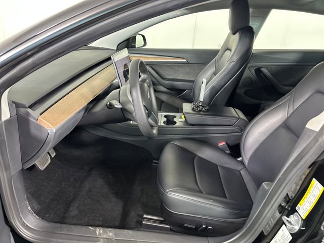 Used 2023 Tesla Model 3 Standard Range image 11