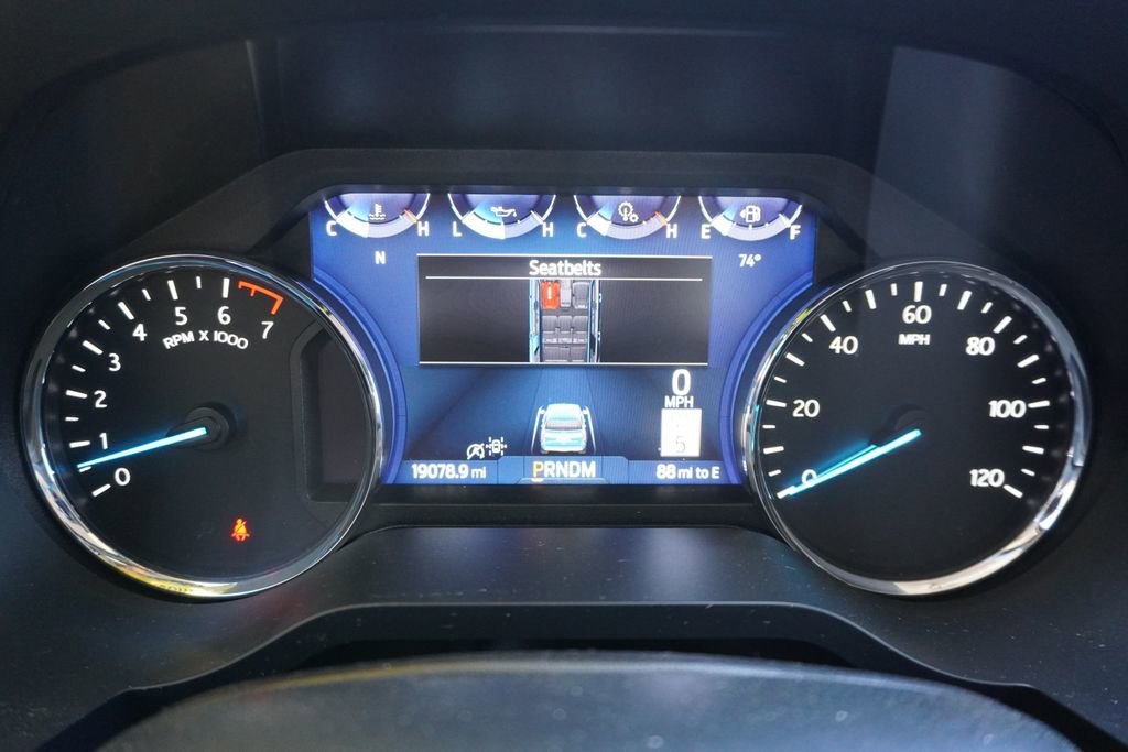 Used 2024 Ford Expedition XLT image 11