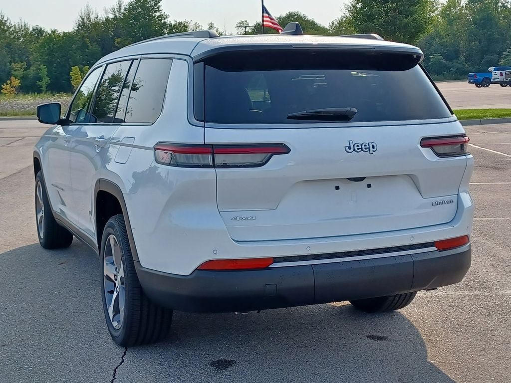 New 2026 Jeep Grand Cherokee L Limited AWD/4WD image 3