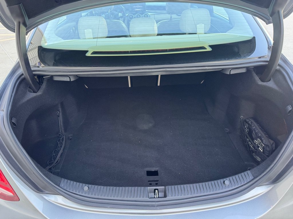 Used 2015 Mercedes-Benz C 300 4MATIC Sedan image 24