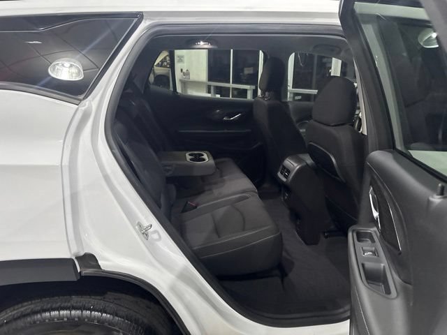 Used 2024 GMC Terrain SLE w/ Driver Convenience Package AWD/4WD image 37
