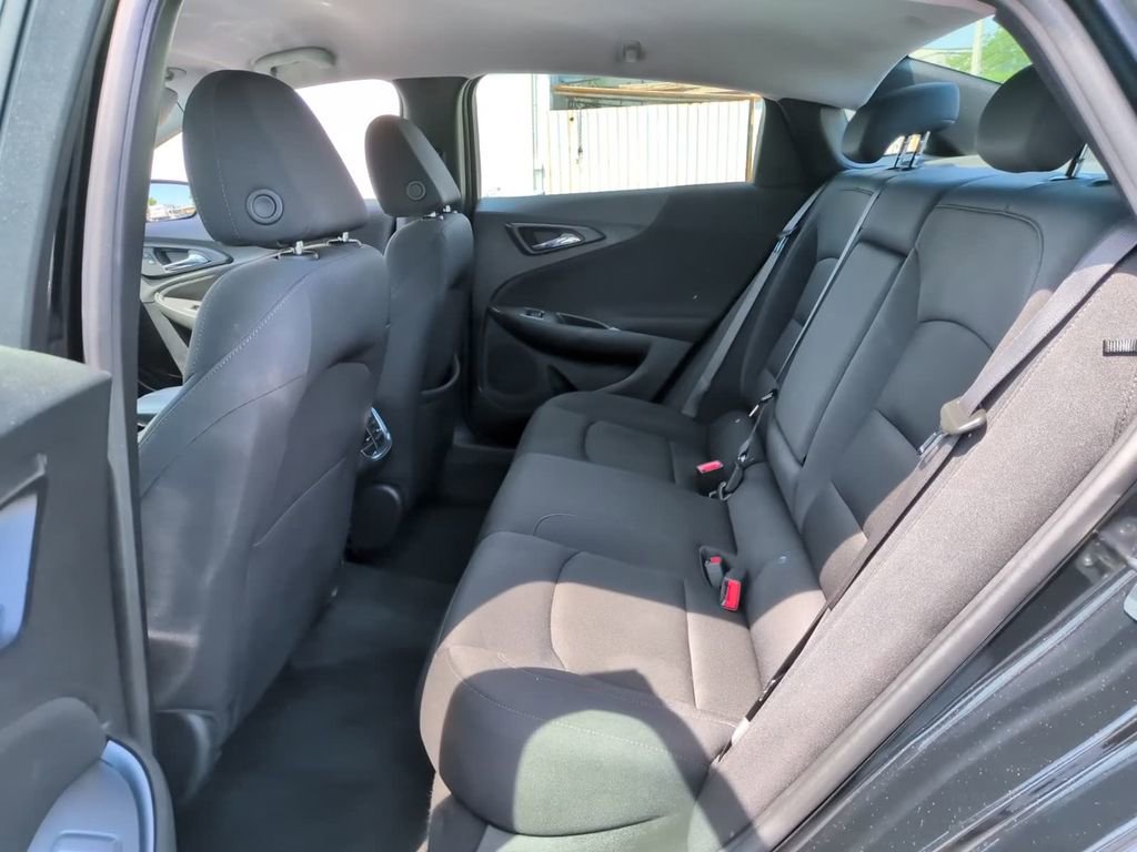 Used 2024 Chevrolet Malibu LT FWD image 12