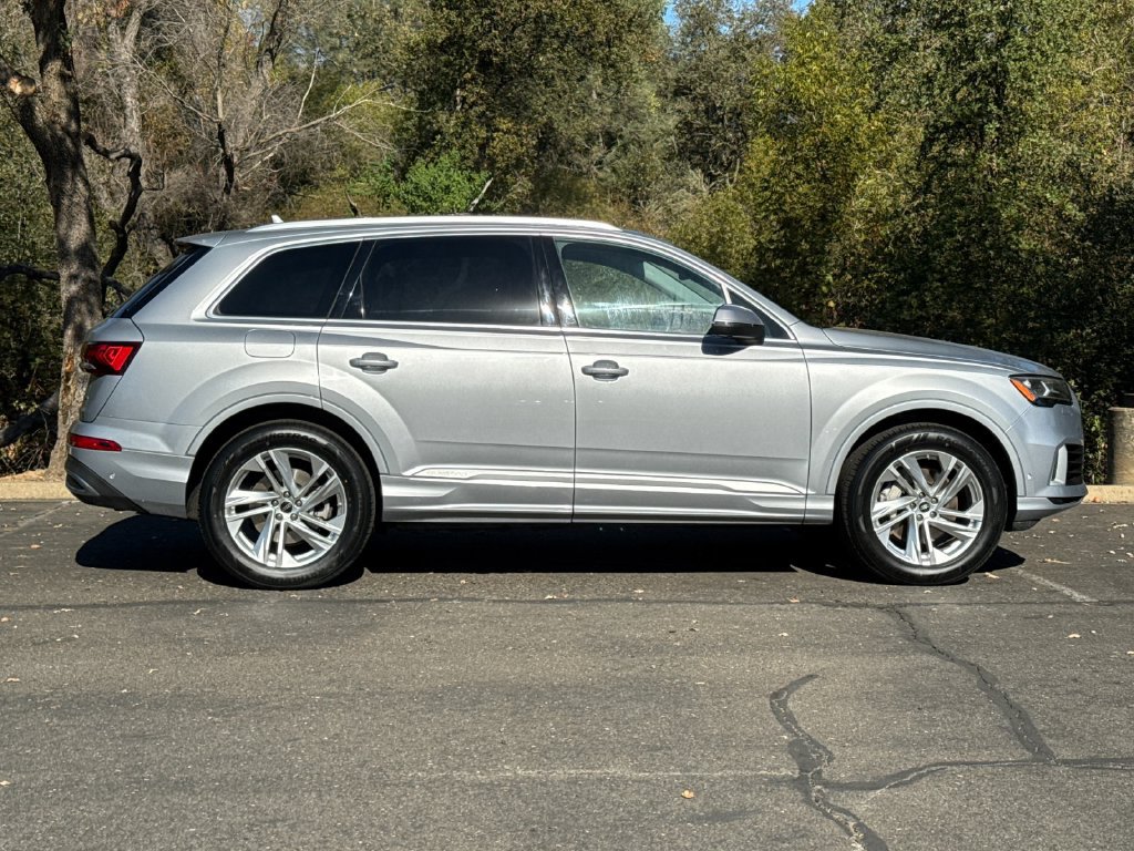 Used 2022 Audi Q7 3.0T Premium w/ Convenience Package AWD/4WD image 4