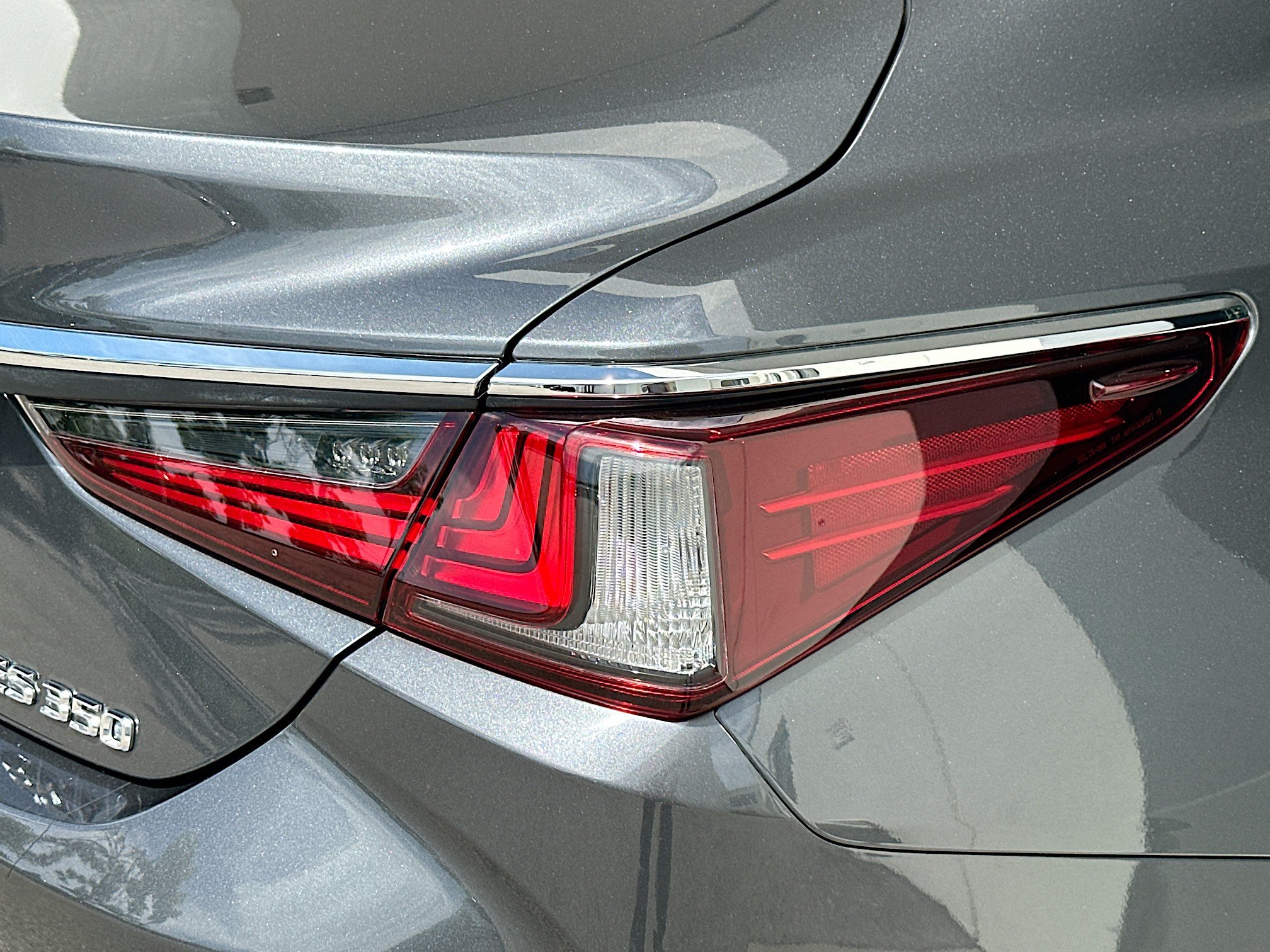 Used 2024 Lexus ES 350 w/ Premium Package FWD image 24