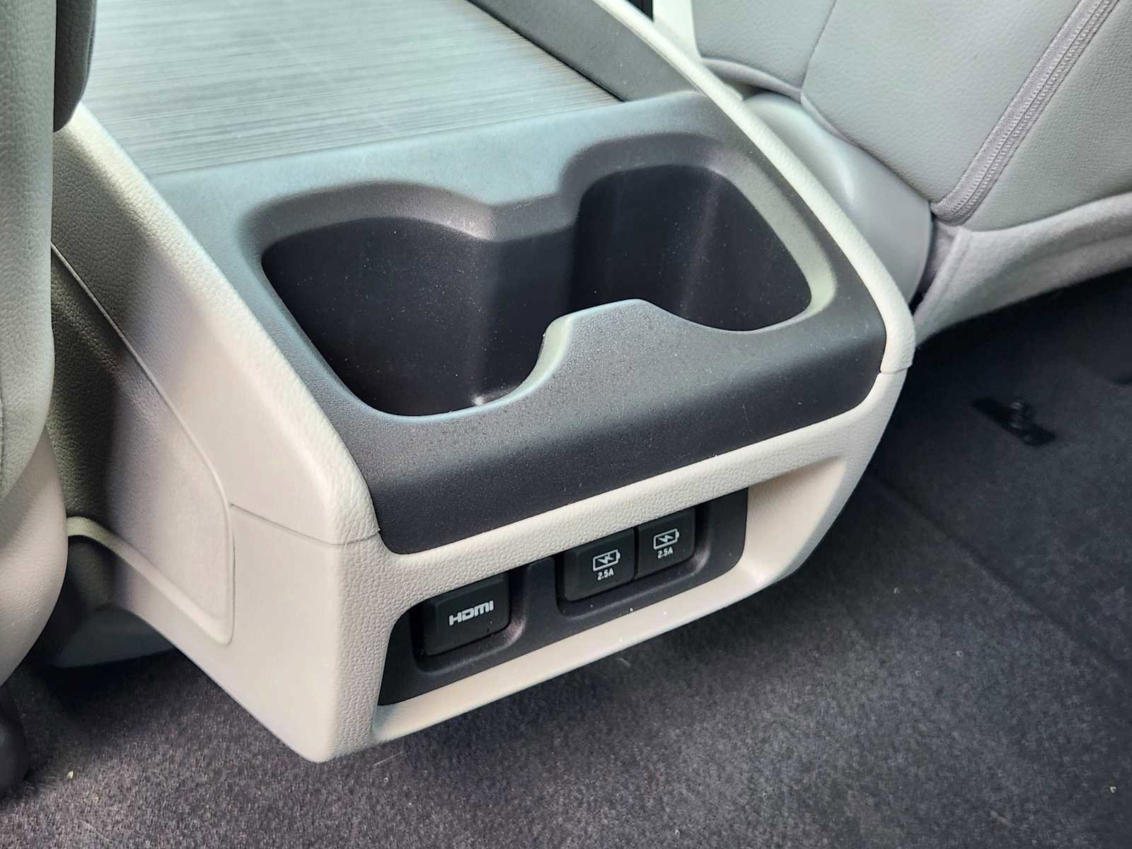 Used 2018 Honda Odyssey Touring image 30