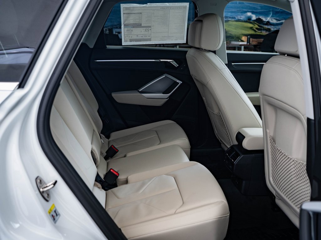 Certified 2025 Audi Q3 2.0T Premium Plus w/ Premium Plus Package image 40