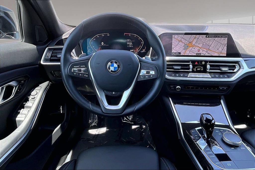 Used 2022 BMW 330i Sedan w/ Premium Package 2 RWD image 8