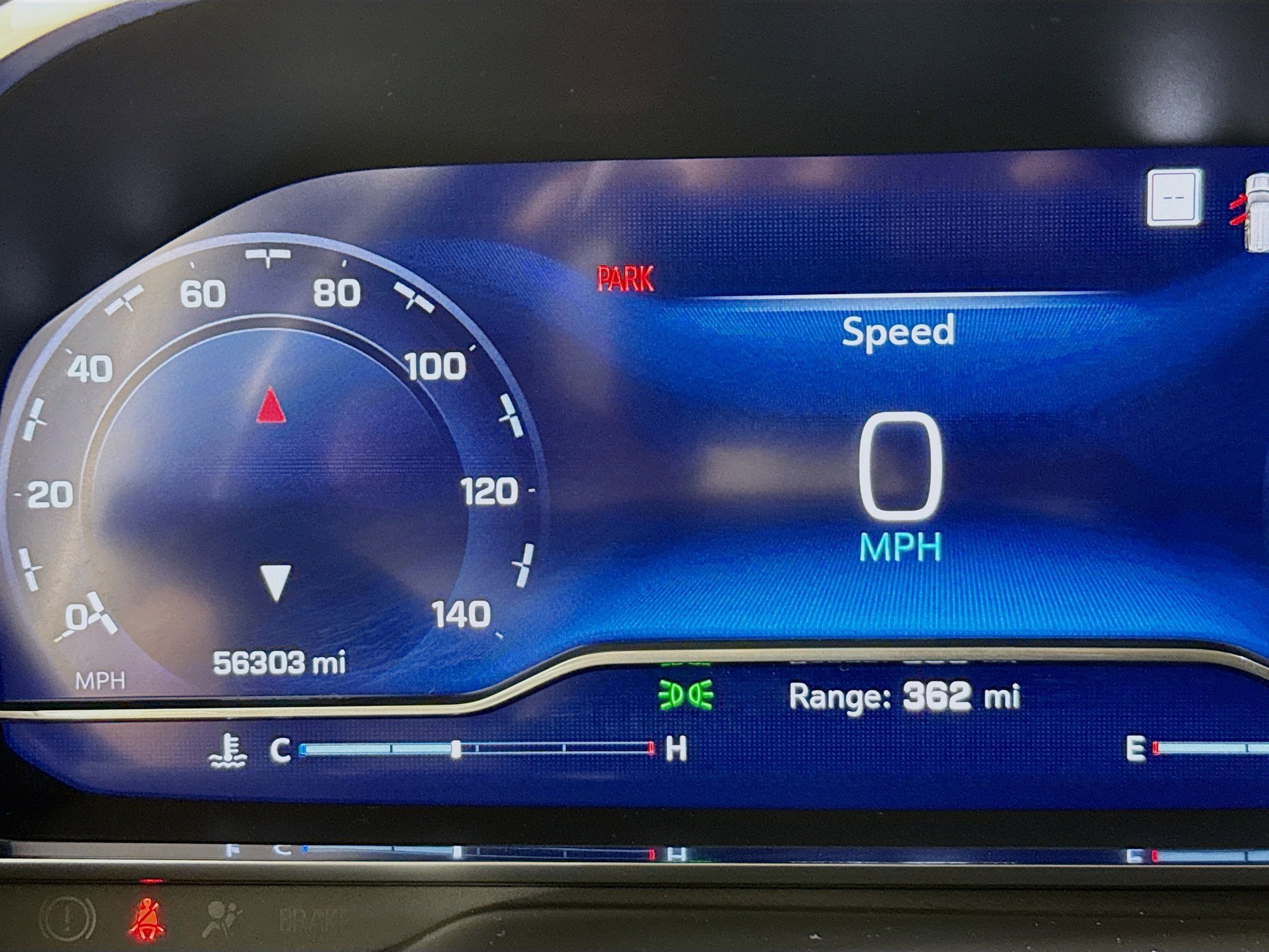 Used 2022 Chevrolet Suburban Z71 w/ Z71 Off-Road Package image 13