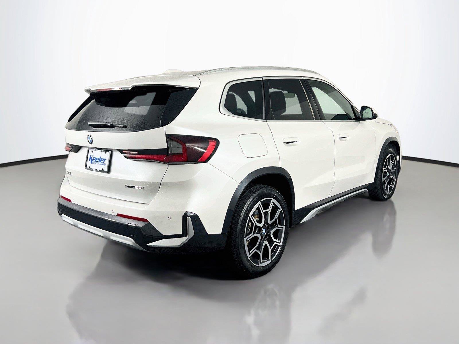 Used 2026 BMW X1 xDrive28i w/ Convenience Package AWD/4WD image 6