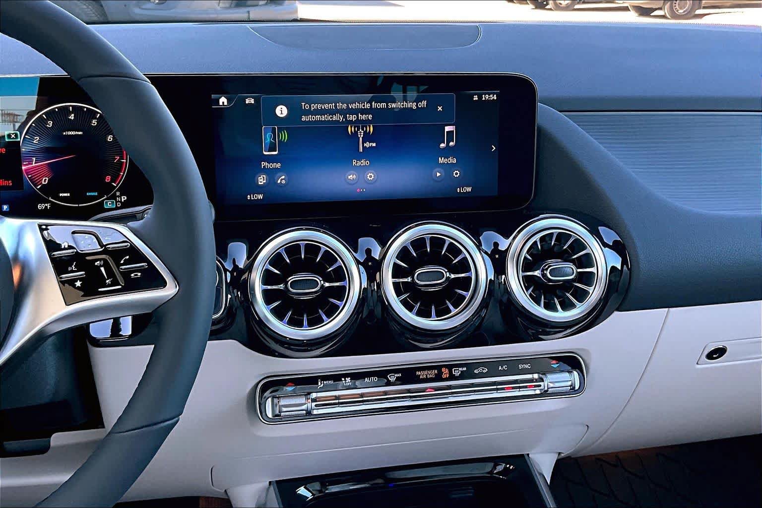 Certified 2026 Mercedes-Benz GLA 250 image 6