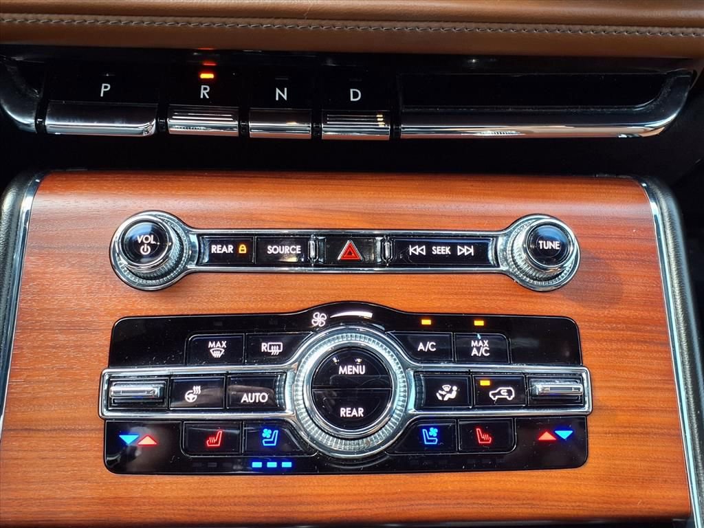 Certified 2021 Lincoln Aviator Reserve w/ Equipment Group 201A RWD image 13