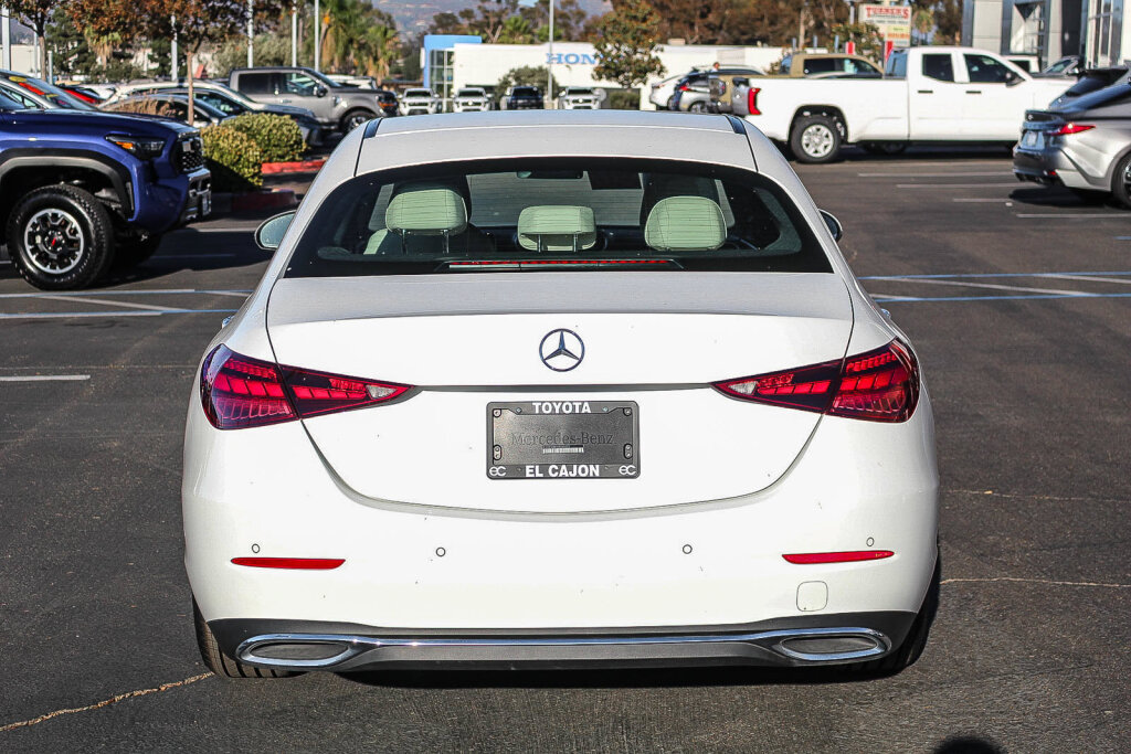 Used 2025 Mercedes-Benz C 300 4MATIC Sedan image 26