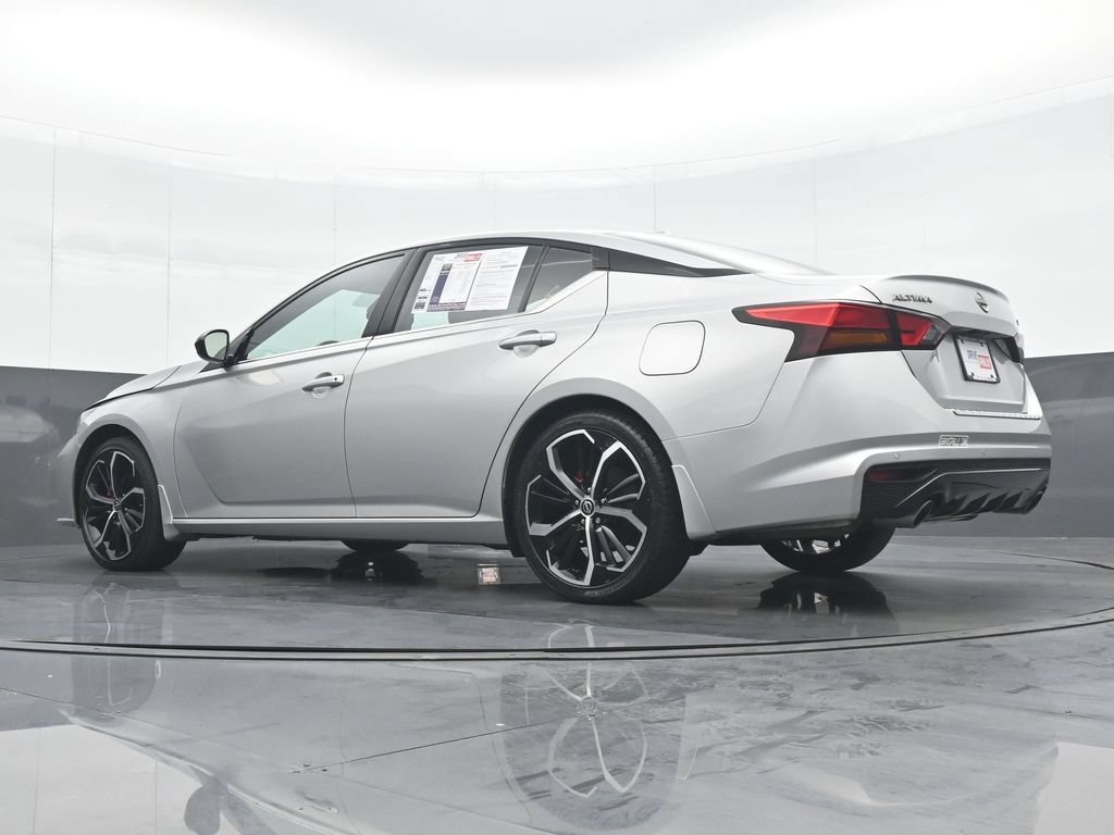 Used 2023 Nissan Altima 2.5 SR FWD image 29