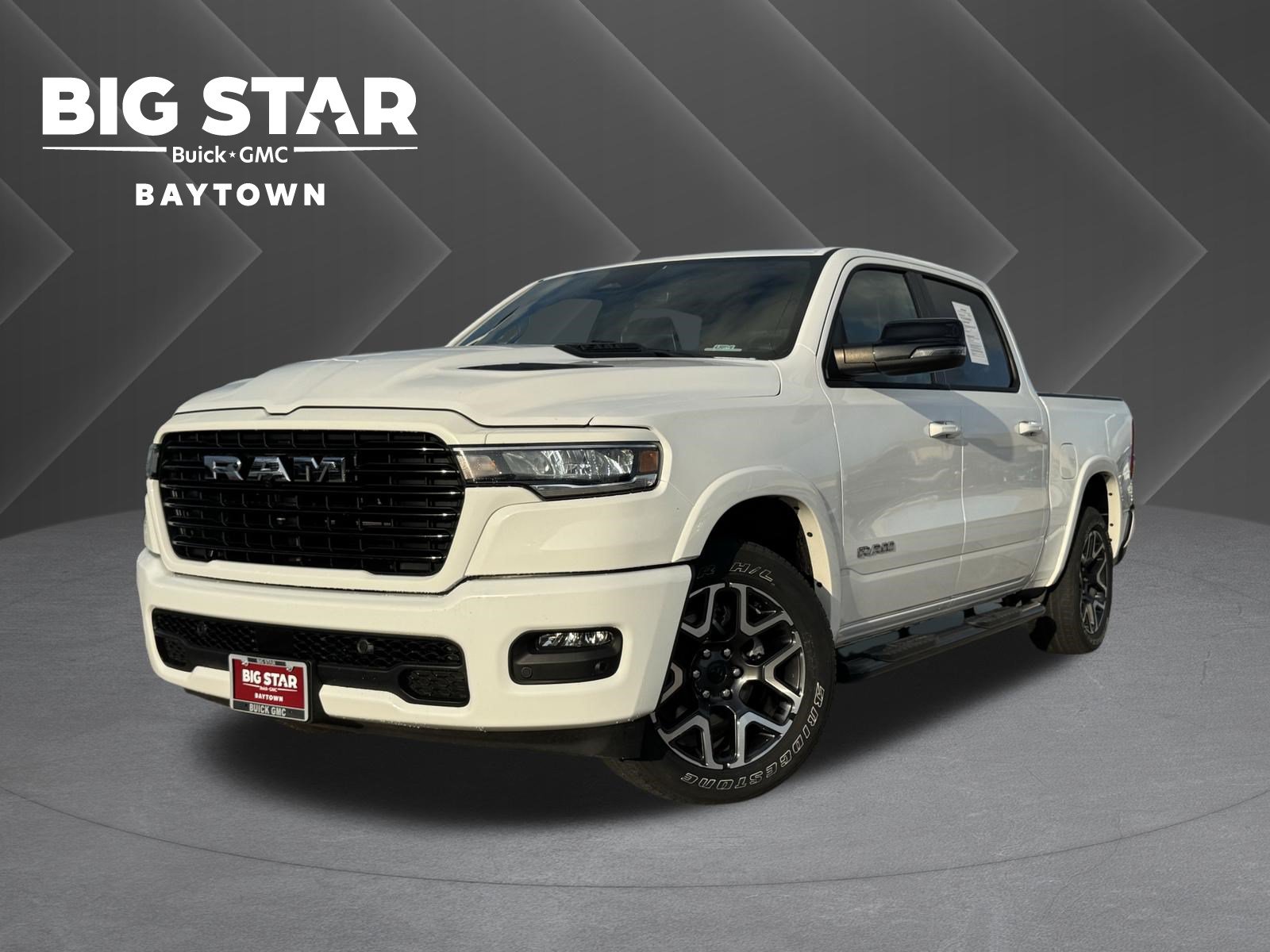 Used 2025 RAM 1500 Laramie w/ Sport Appearance Package AWD/4WD image 1