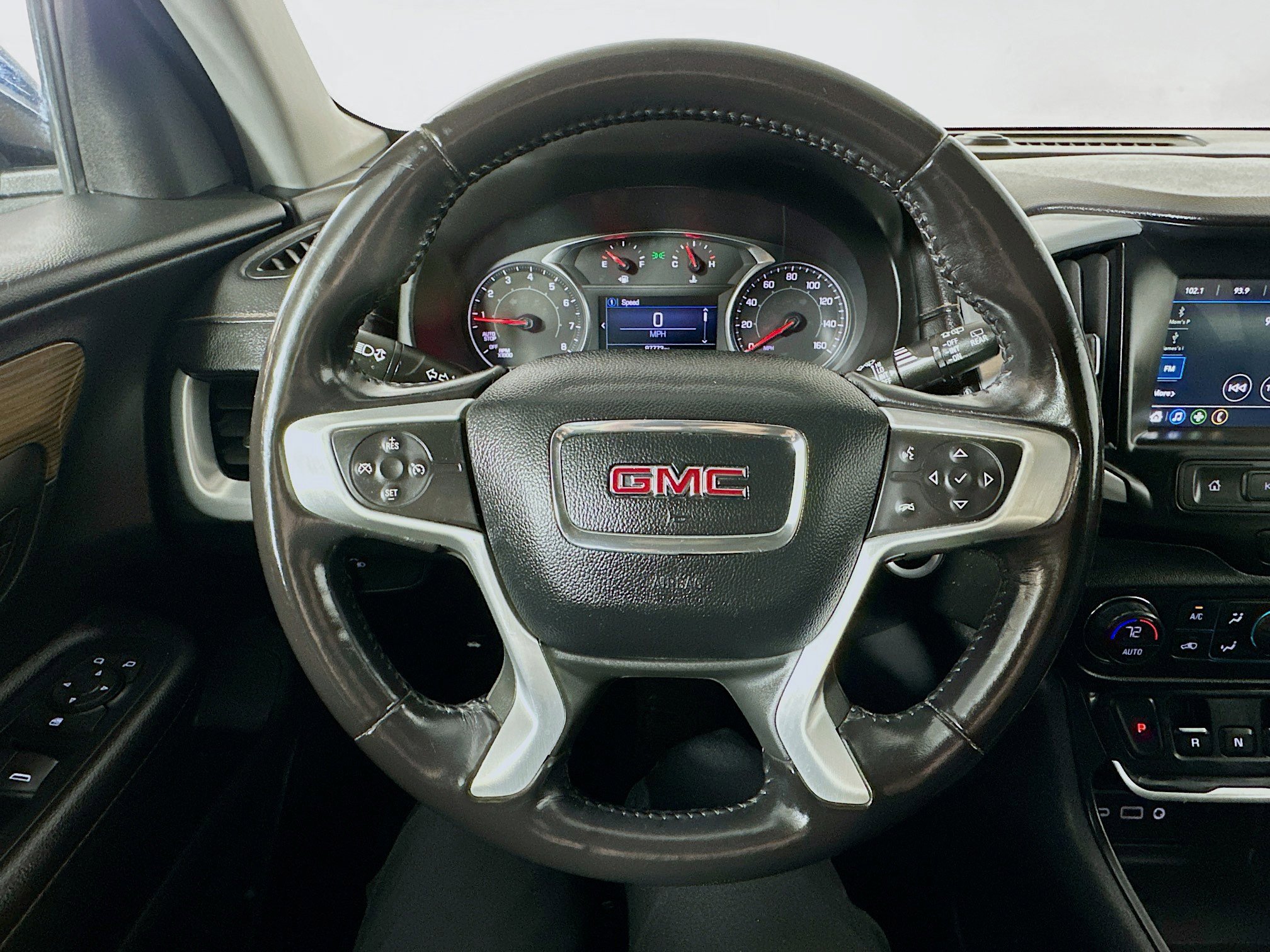 Used 2019 GMC Terrain SLE w/ Driver Convenience Package image 11