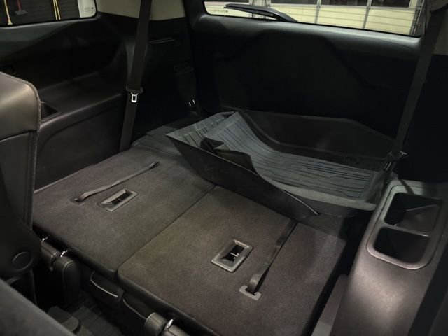 Used 2023 GMC Acadia Denali w/ Denali Ultimate Package image 29