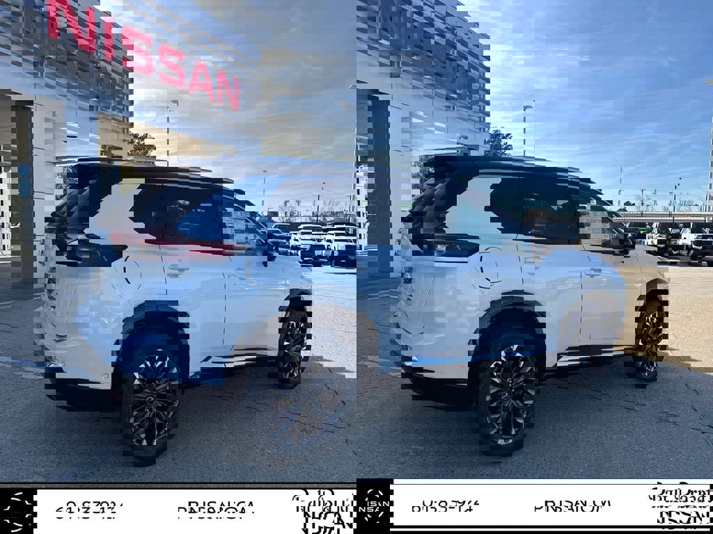 New 2026 Nissan Rogue Platinum image 8