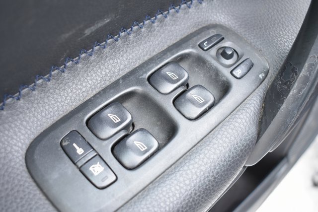 Used 2006 Volvo XC70 2.5T image 15