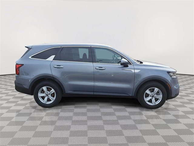 Used 2021 Kia Sorento LX image 6