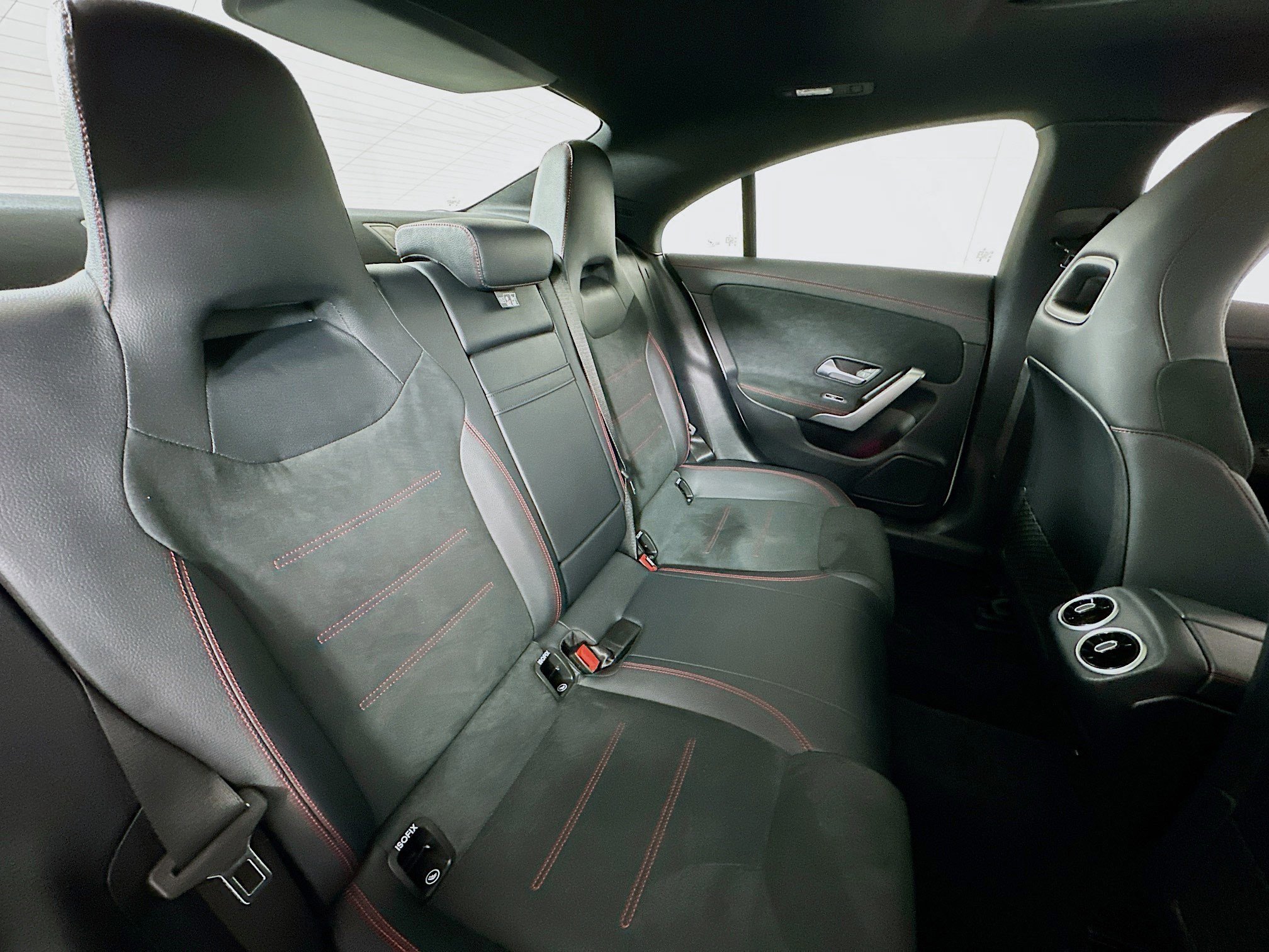 Used 2023 Mercedes-Benz CLA 35 AMG 4MATIC w/ Exterior Lighting Package image 29