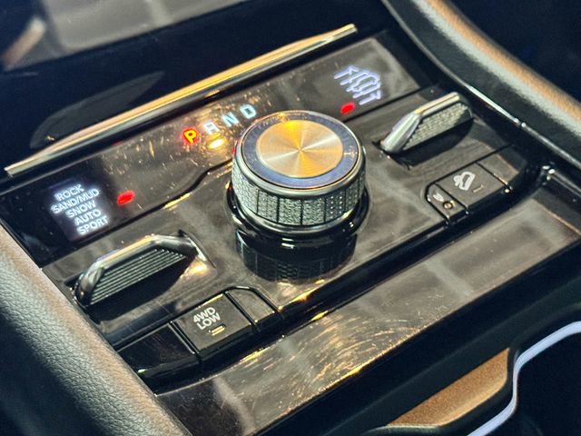 Used 2022 Jeep Grand Cherokee Overland w/ Luxury Tech Group IV image 34