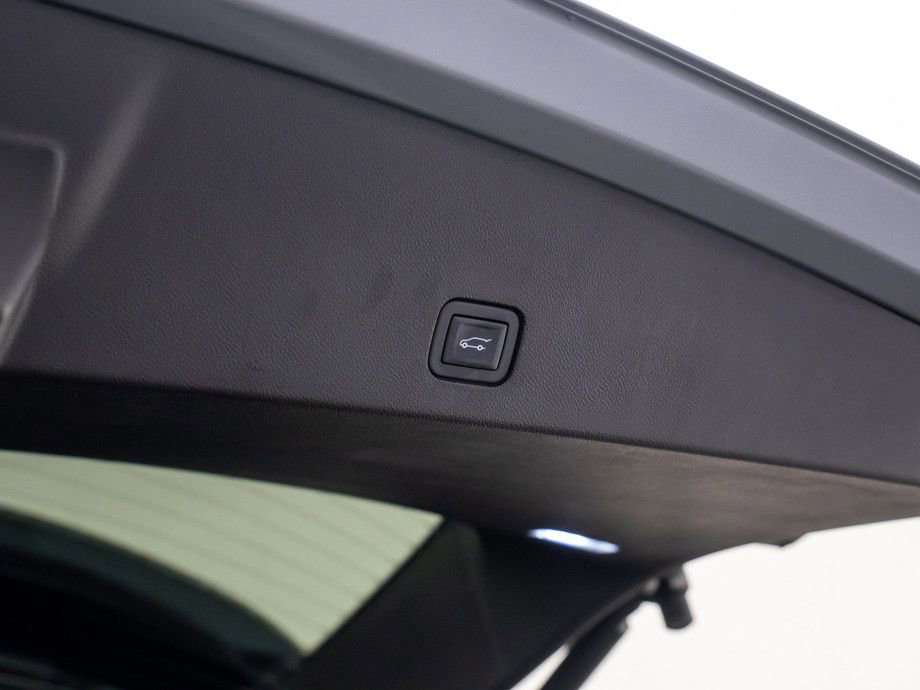 Certified 2023 Cadillac XT6 Premium Luxury w/ Technology Package image 35