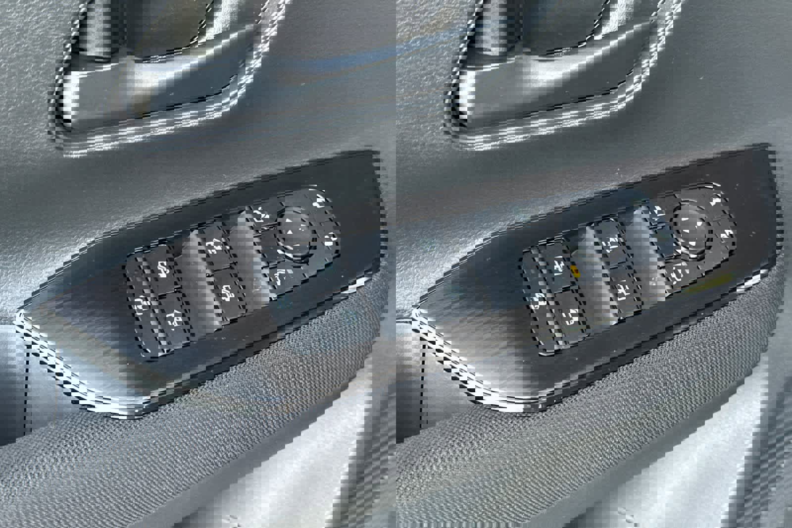 New 2026 Nissan Kicks S image 13