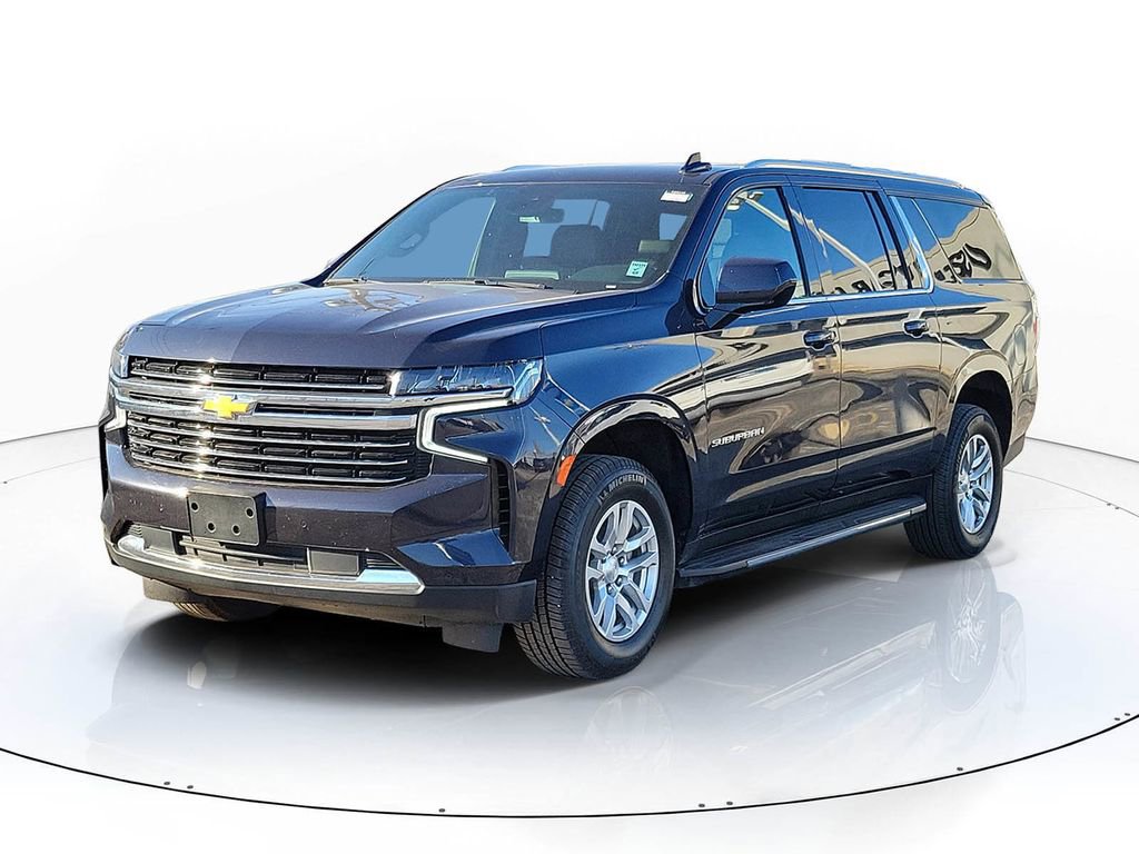 Used 2024 Chevrolet Suburban LT image 2