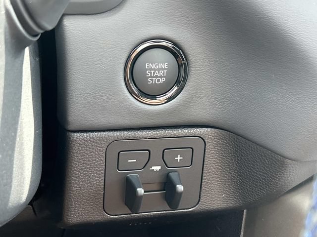 New 2026 Toyota Tundra Platinum AWD/4WD image 34