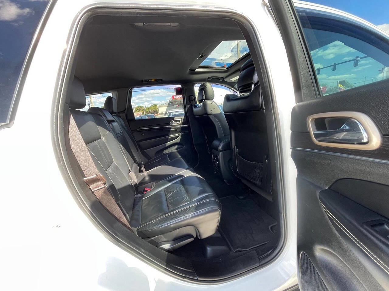 Used 2014 Jeep Grand Cherokee Limited AWD/4WD image 8