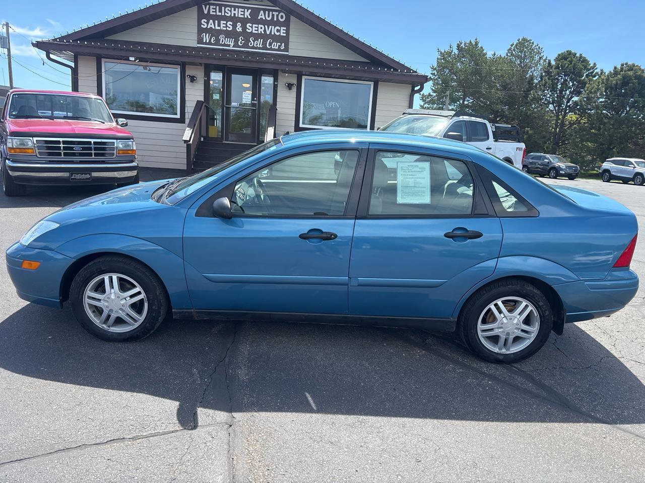 Used 2001 Ford Focus SE FWD image 6