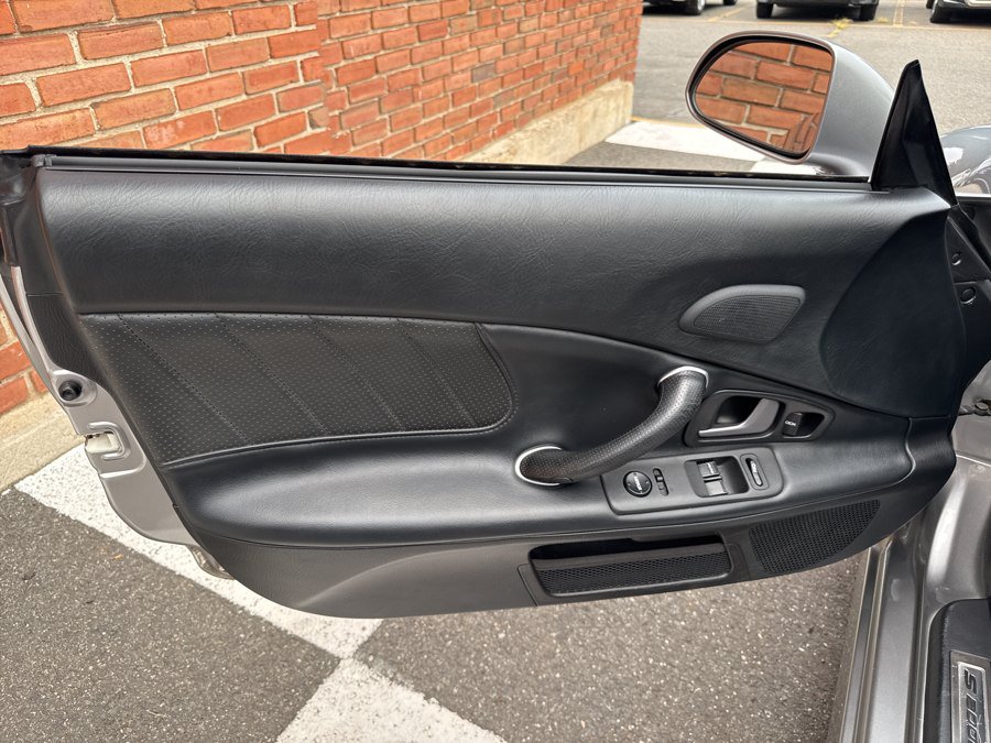 Used 2004 Honda S2000 image 53