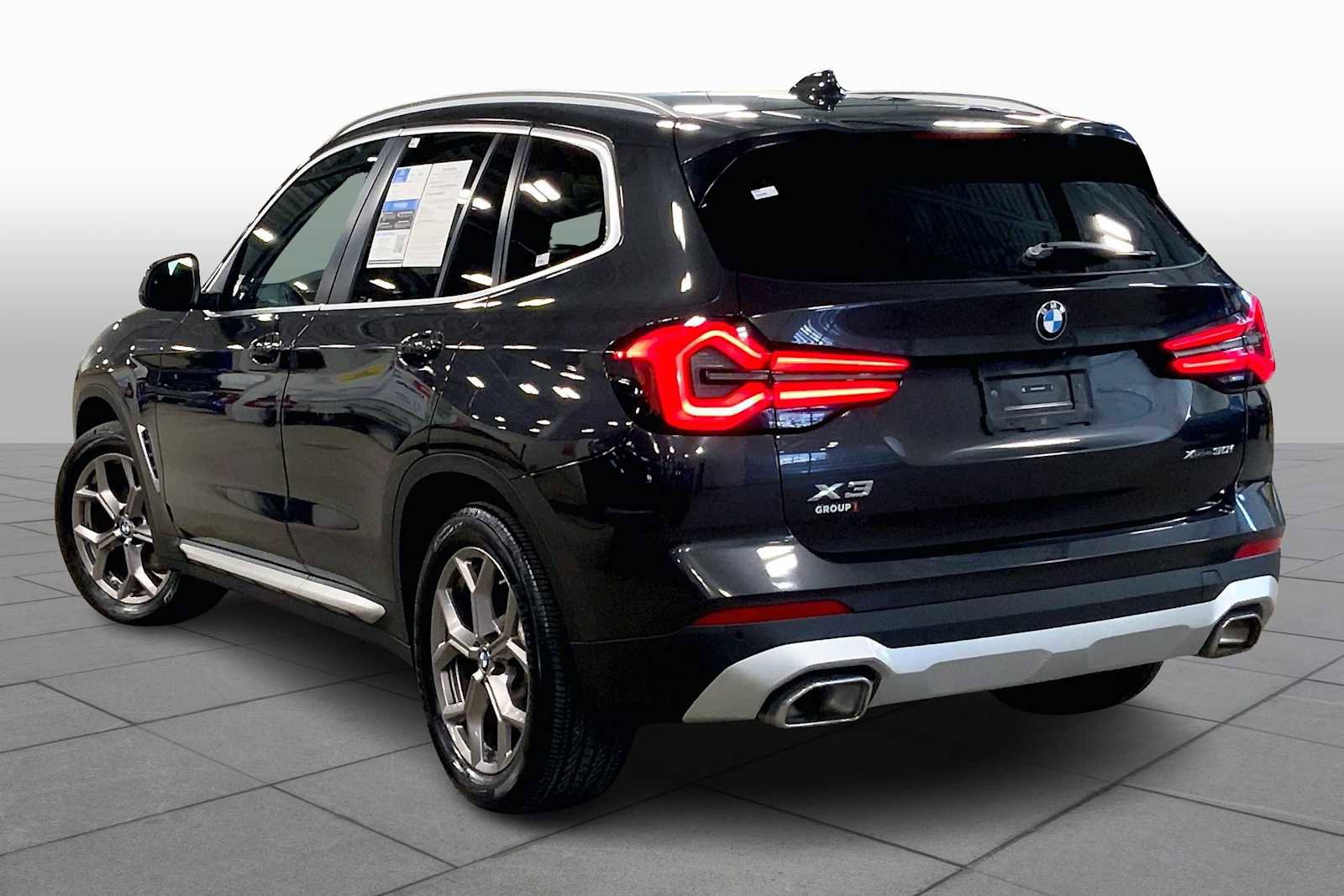 Used 2024 BMW X3 xDrive30i image 11