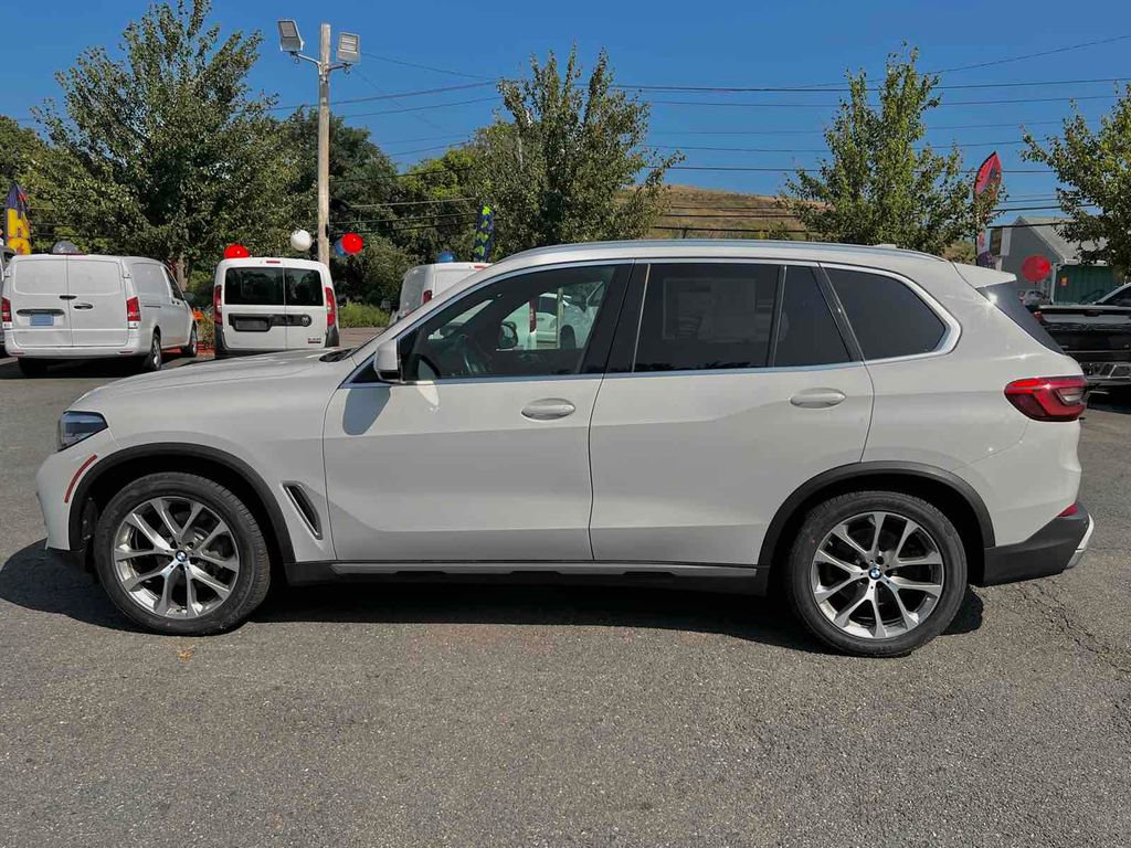 Used 2019 BMW X5 xDrive40i w/ Convenience Package image 4