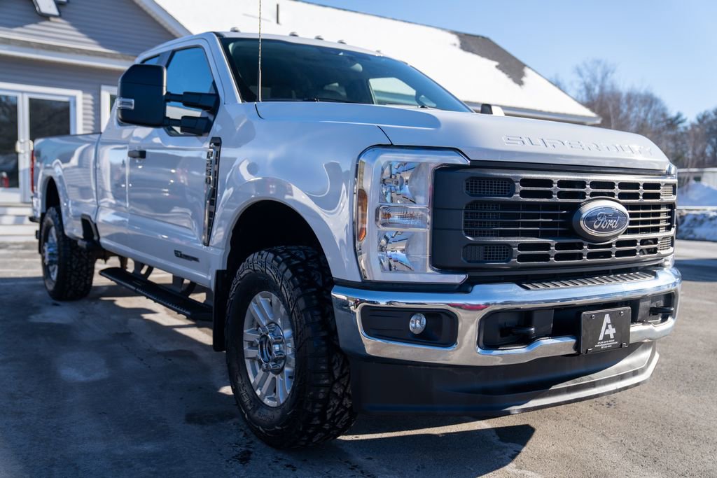 Used 2024 Ford F250 XL image 8