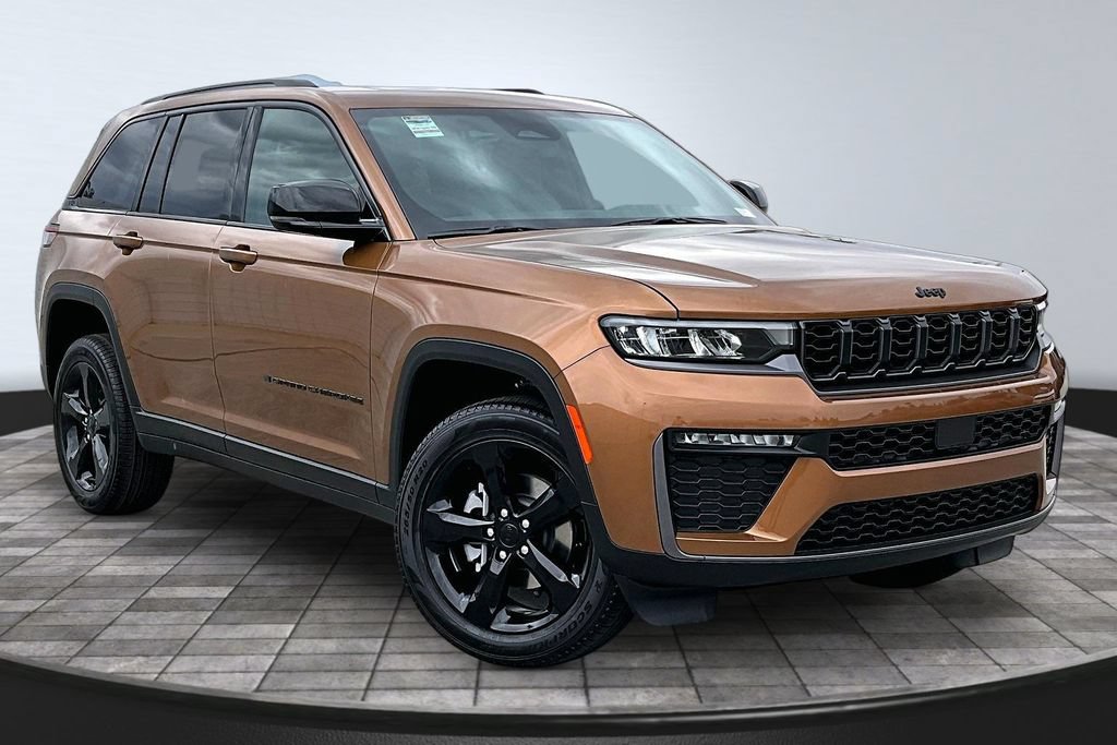 New 2026 Jeep Grand Cherokee Limited w/ Limited Altitude Package AWD/4WD image 38