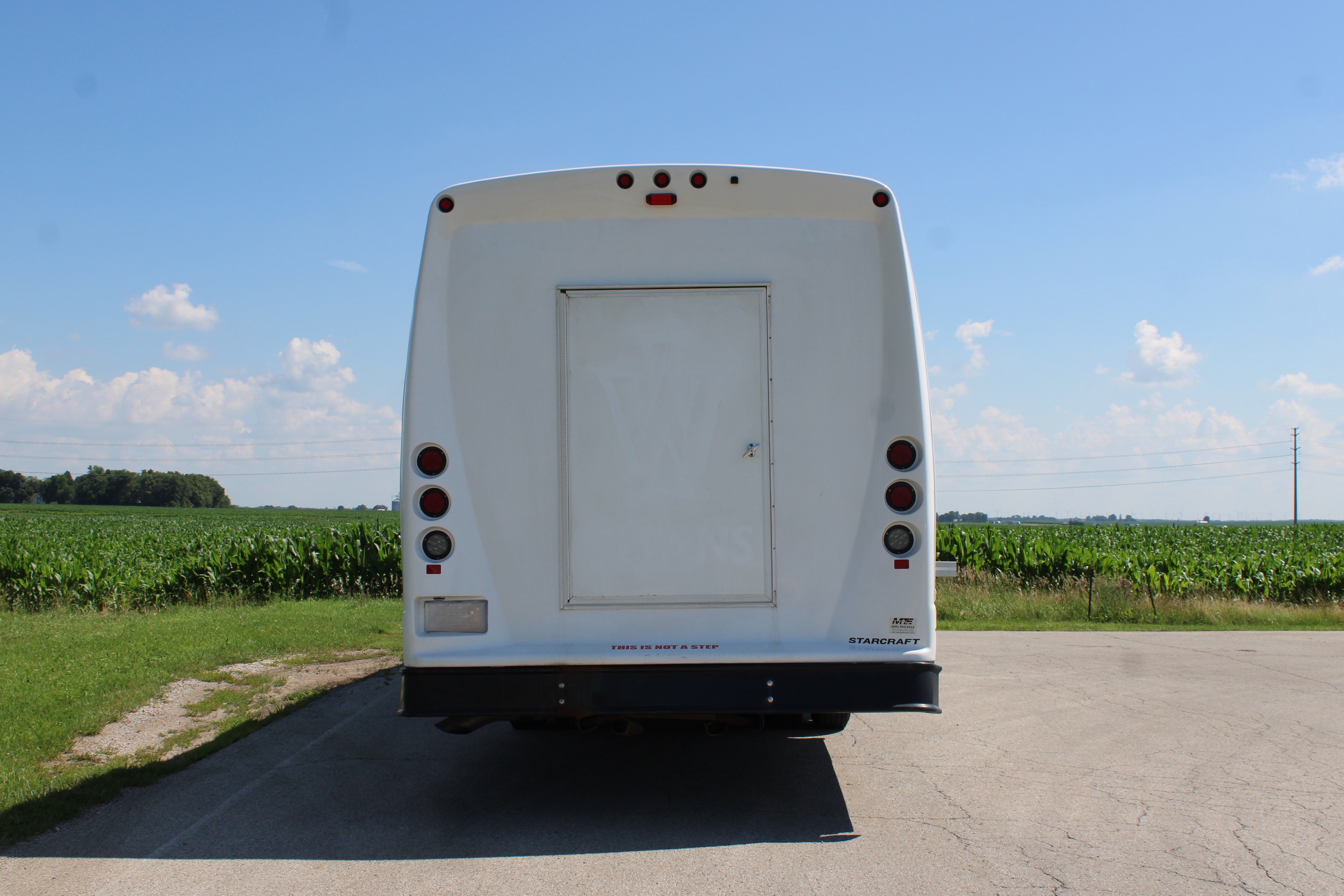 Used 2021 Ford F650 2WD Regular Cab Super Duty image 5