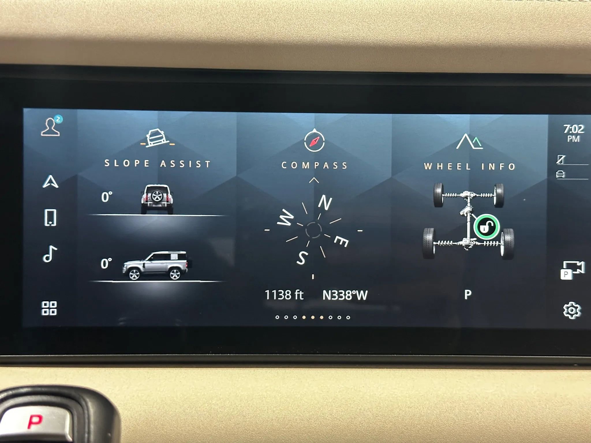 Used 2023 Land Rover Defender 90 X-Dynamic SE AWD/4WD image 37