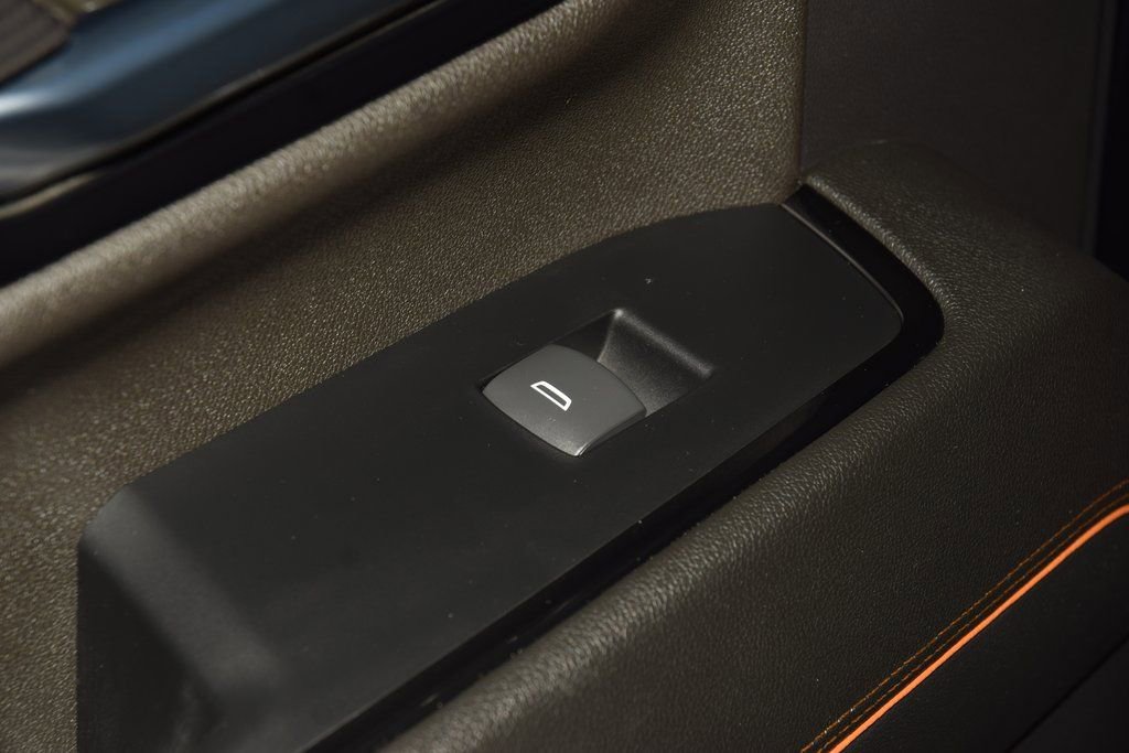 Used 2024 GMC Sierra 2500 AT4 w/ AT4 Premium Plus Package image 44