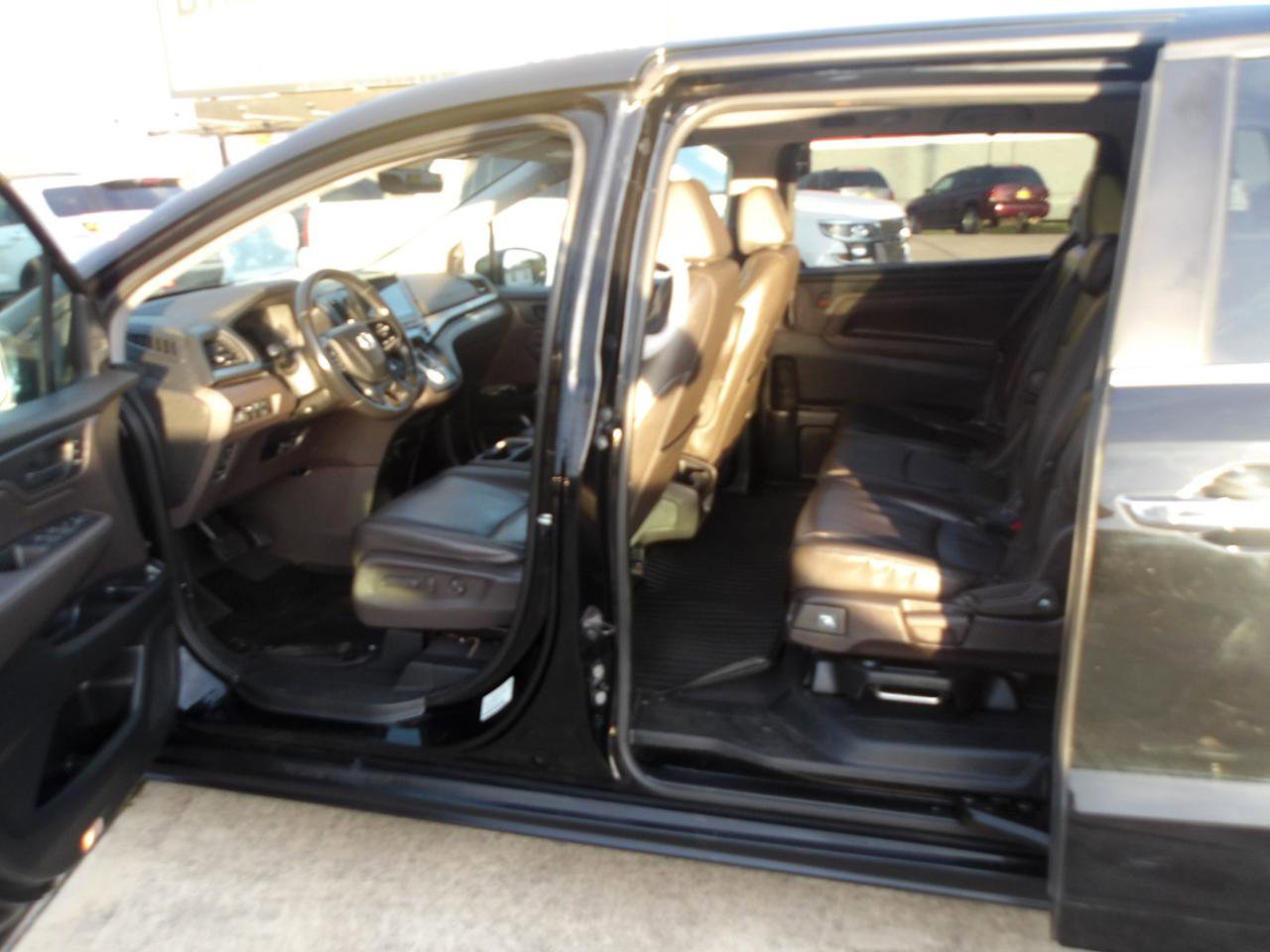 Used 2018 Honda Odyssey EX-L image 14