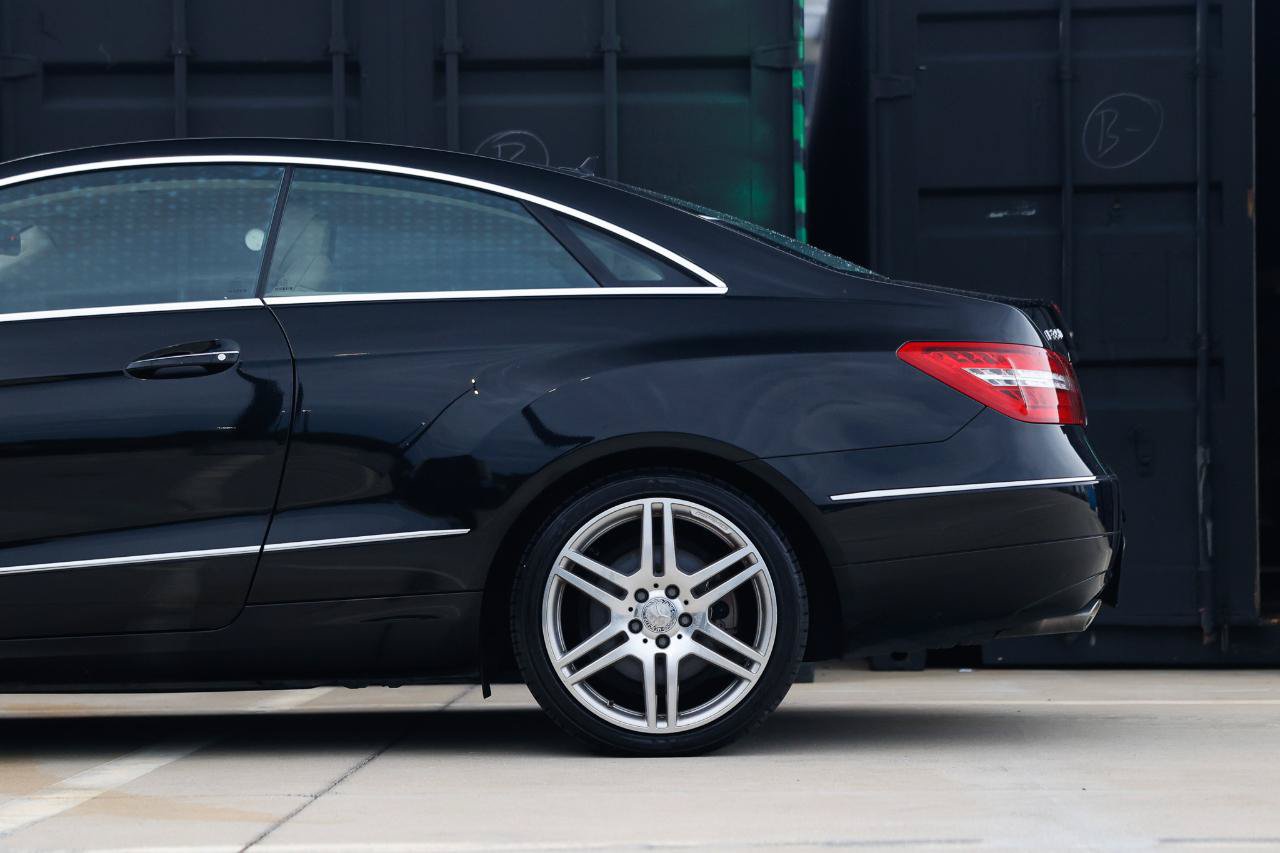Used 2010 Mercedes-Benz E 350 Coupe image 25