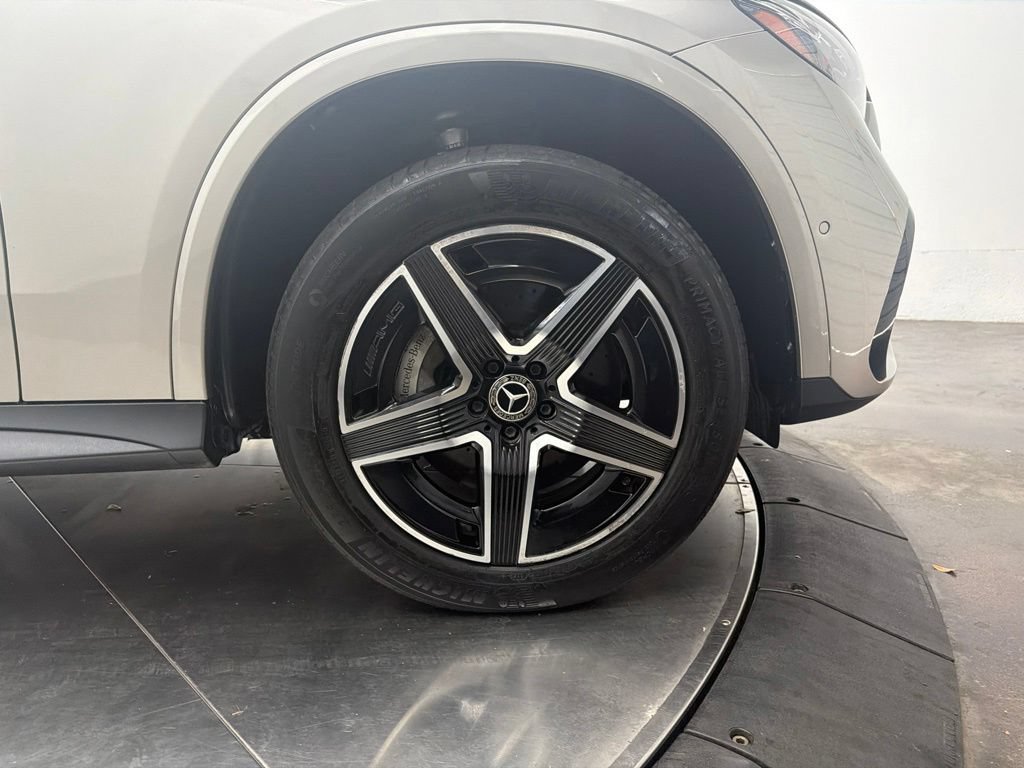 Used 2023 Mercedes-Benz GLC 300 4MATIC image 10